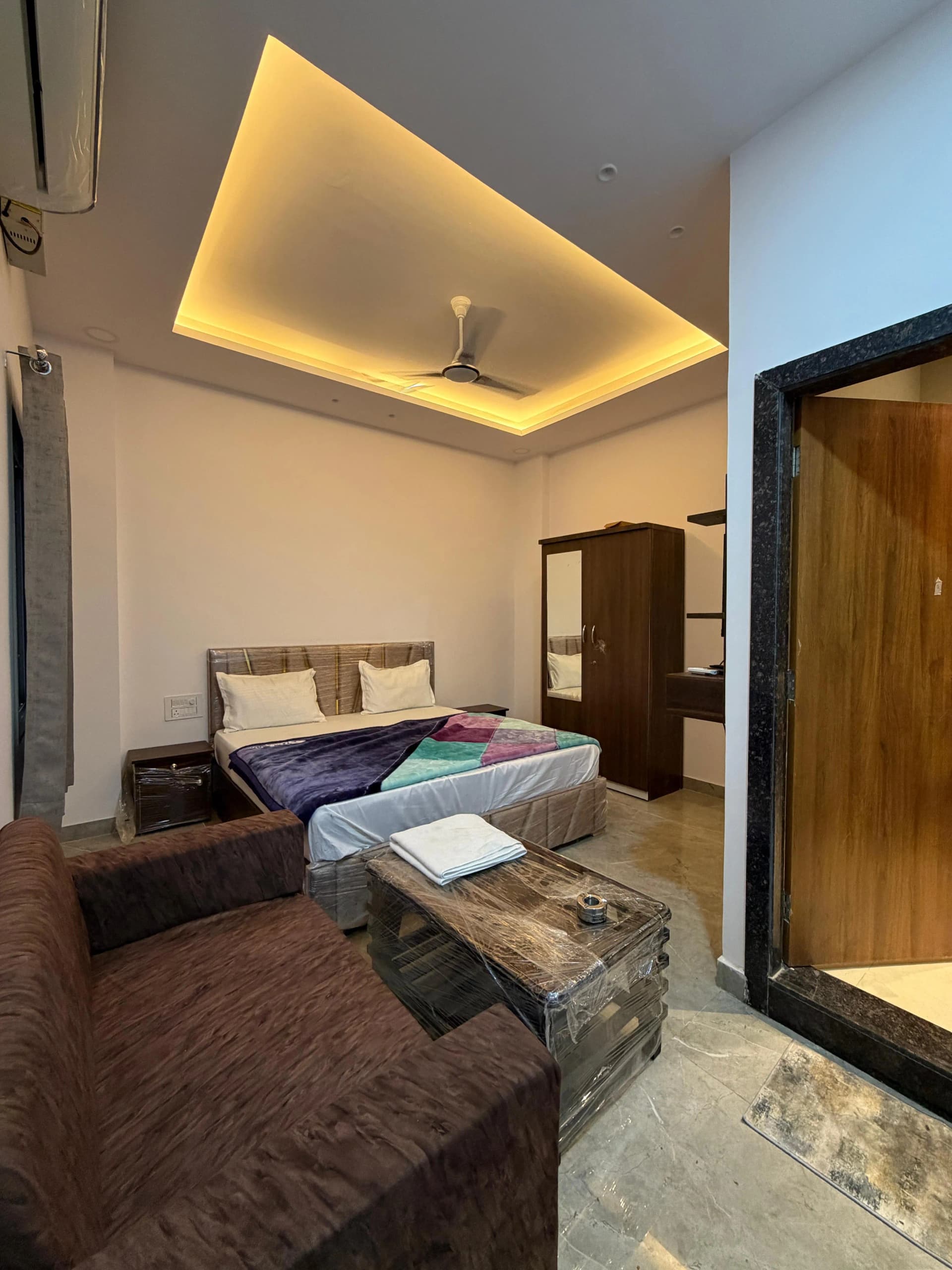 Hotel Prince Palace Udaipur - Standard Comfort Room
